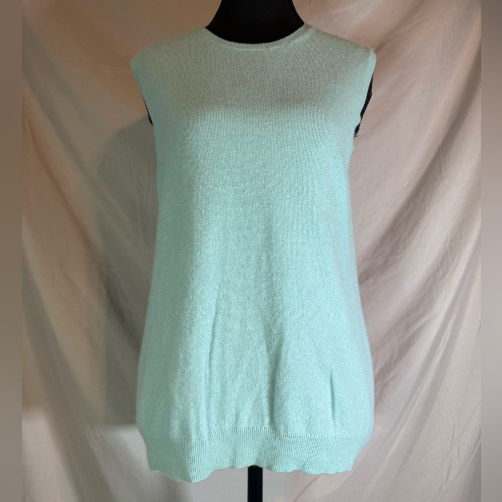 Saks Fifth Avenue Vintage‎ 1990s - 100% Cashmere Sleeveless Sweater 💙